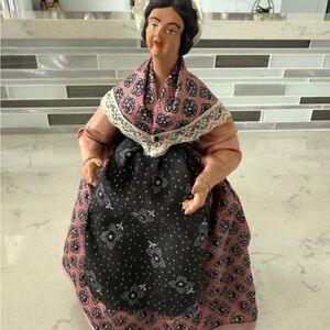SANTON DE PROVENCE CLAY 10" LADY FIGURINE w/ APRON LINED DRESS w/ LACE FRANCE